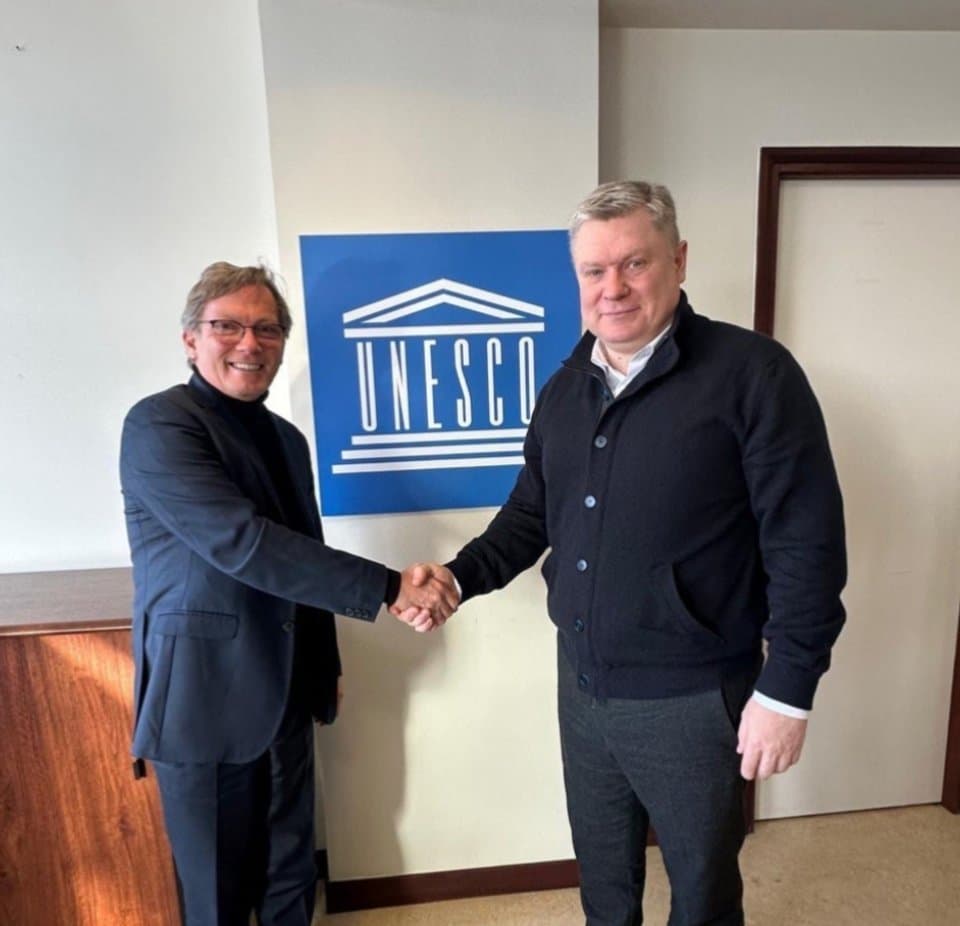 Meeting Held at UNESCO Headquarters between Ivan Lobanov, Rector of the Plekhanov Russian University of Economics, Head of the Coordination Committee of UNESCO Chairs and Sobhi Tawil, Director for Future of Learning and Innovation at UNESCO