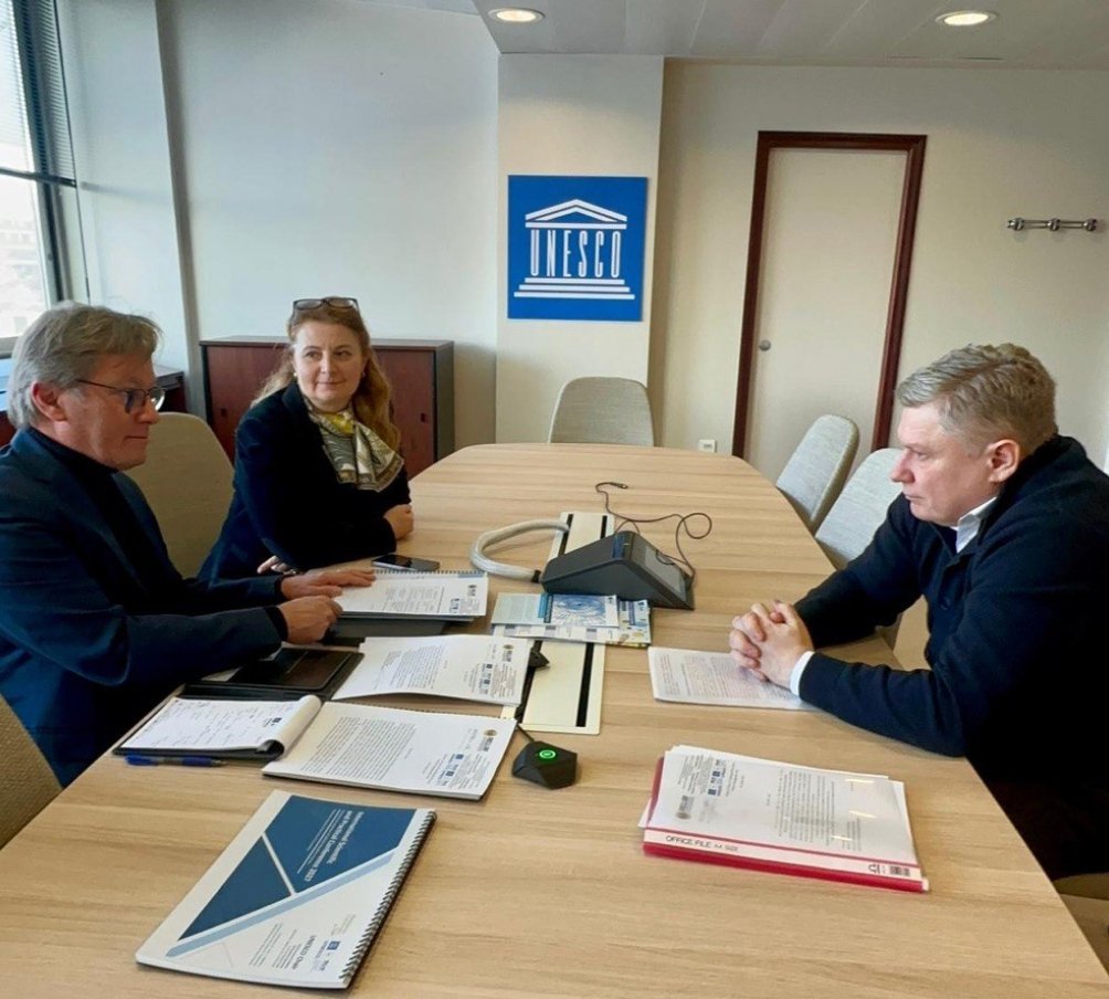 Meeting Held at UNESCO Headquarters between Ivan Lobanov, Rector of the Plekhanov Russian University of Economics, Head of the Coordination Committee of UNESCO Chairs and Sobhi Tawil, Director for Future of Learning and Innovation at UNESCO
