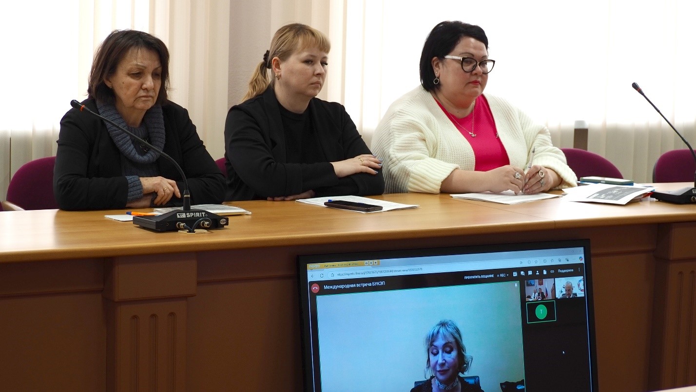 В рамках работы кафедры ЮНЕСКО «Образование для устойчивого развития кооперативов» БУКЭП провели круглый стол на тему «Развитие кооперативов в Иорданском Хашимитском Королевстве»